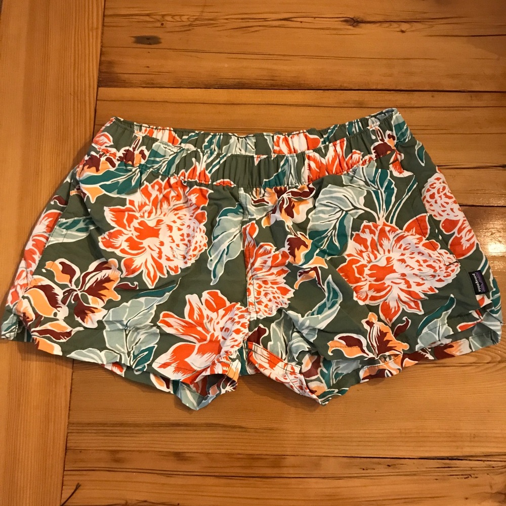 Patagonia Barely Baggie shorts